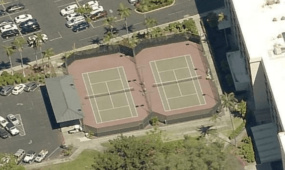 Courtyard Marriott King Kamehameha Kona Beach Hotel pickleball courts