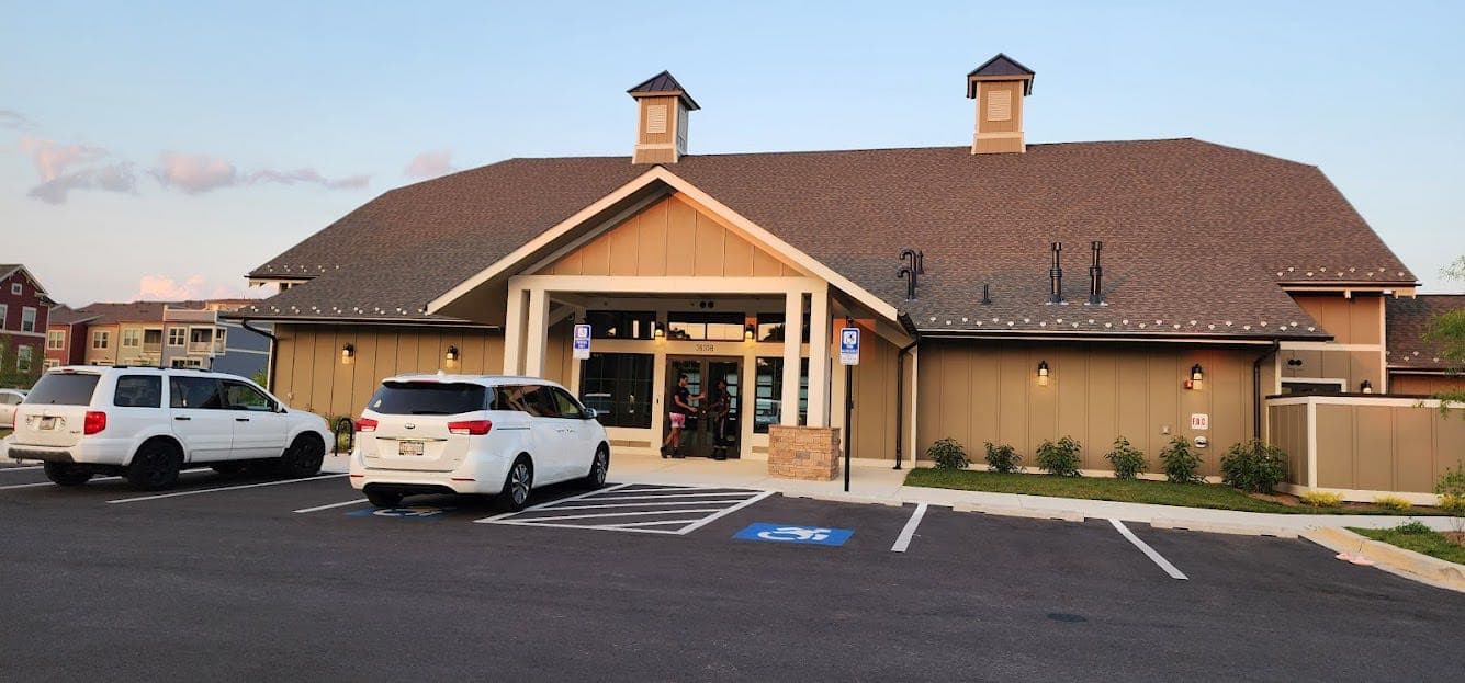 Stone Barn Community Center - Villages of Urbana pickleball courts
