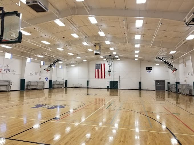 Oregon Trail Recreation Center pickleball courts