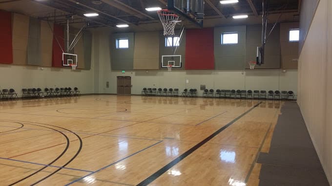 Valley Community Center pickleball courts