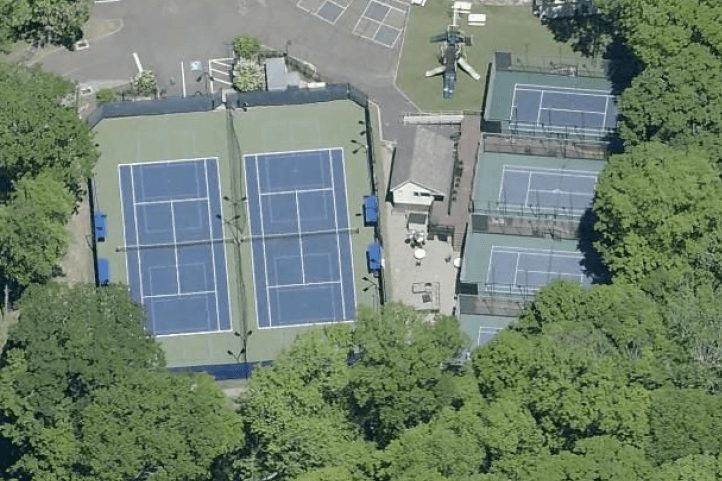 Burning Tree Country Club pickleball courts