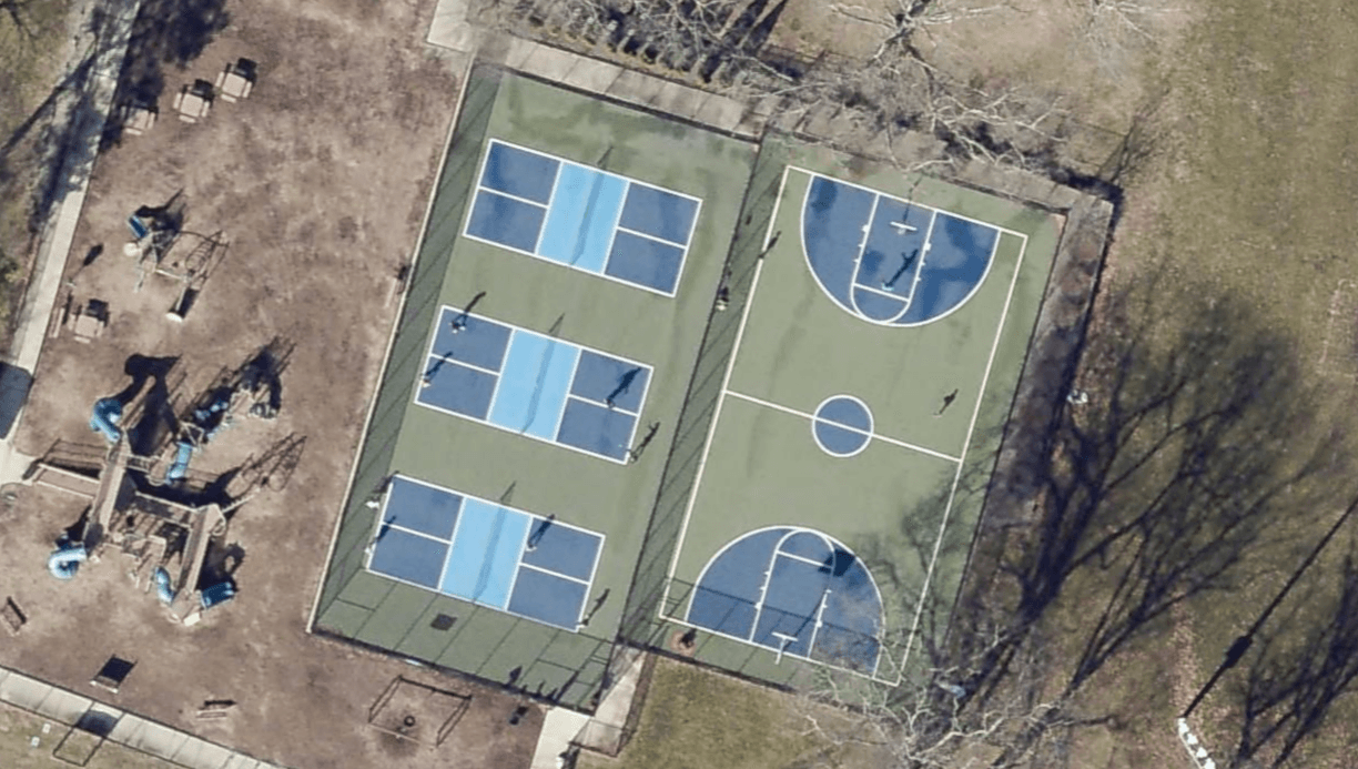 William Hebrew Park pickleball courts