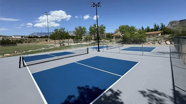 Center Street Park pickleball courts