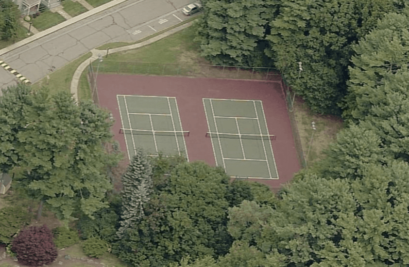 Spinnaker Point Recreation Park pickleball courts