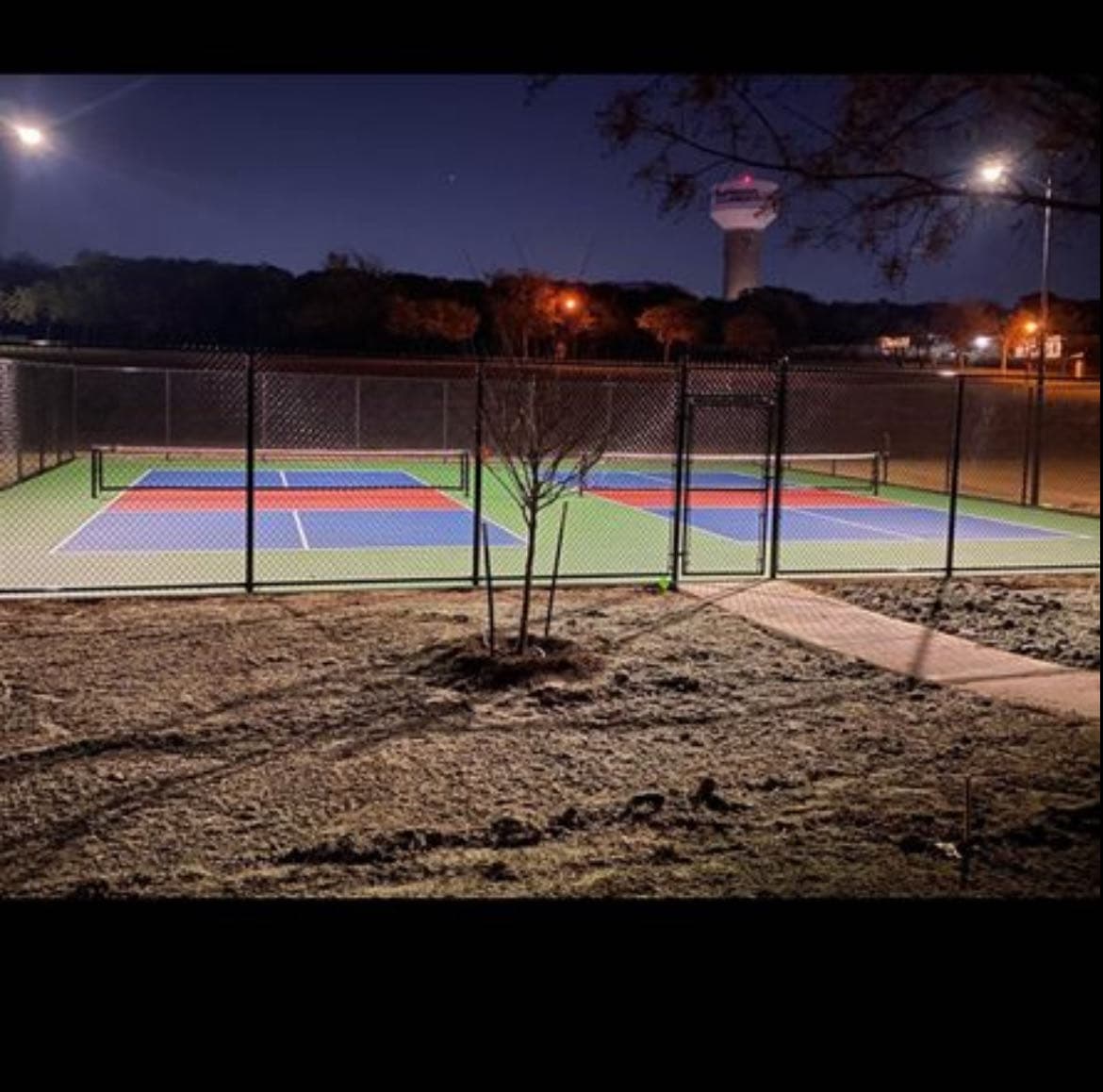 Medow crest park pickleball courts