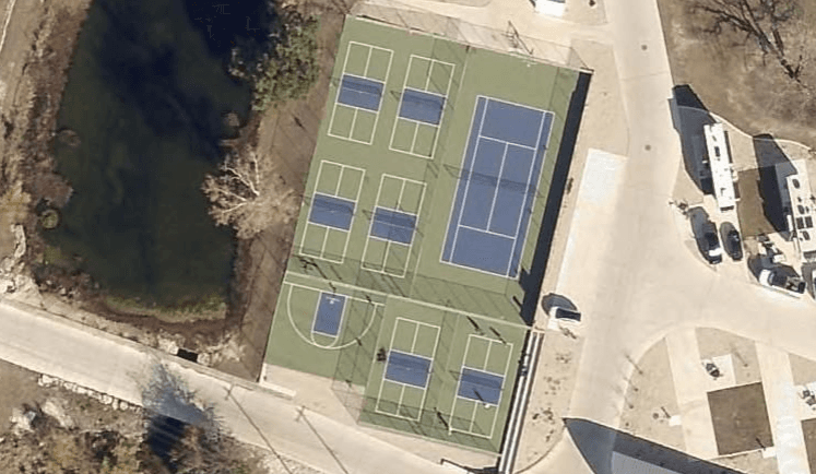 Buckhorn Lake Resort pickleball courts
