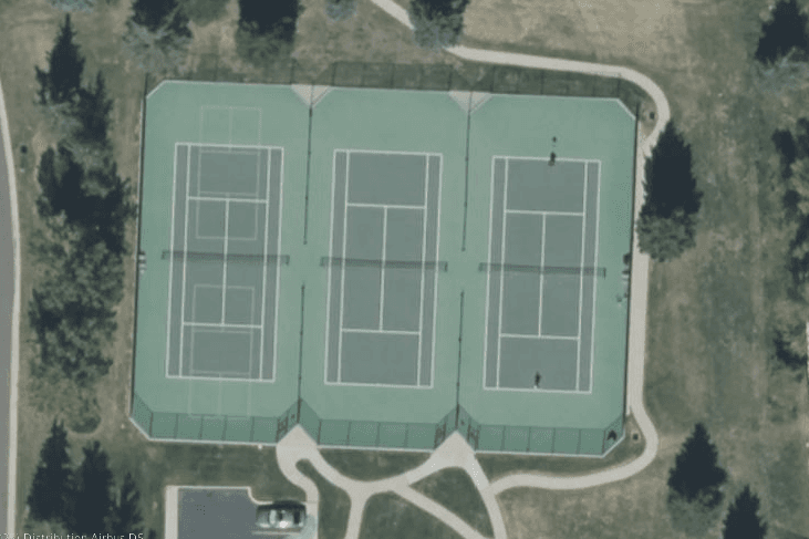 Solamere Oaks Swim and Tennis Club pickleball courts