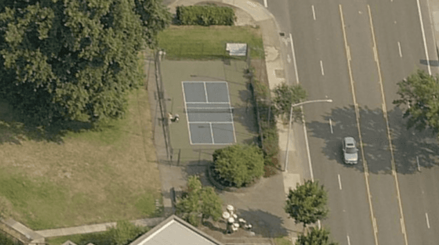 Shute Park Aquatic & Recreation Center pickleball courts