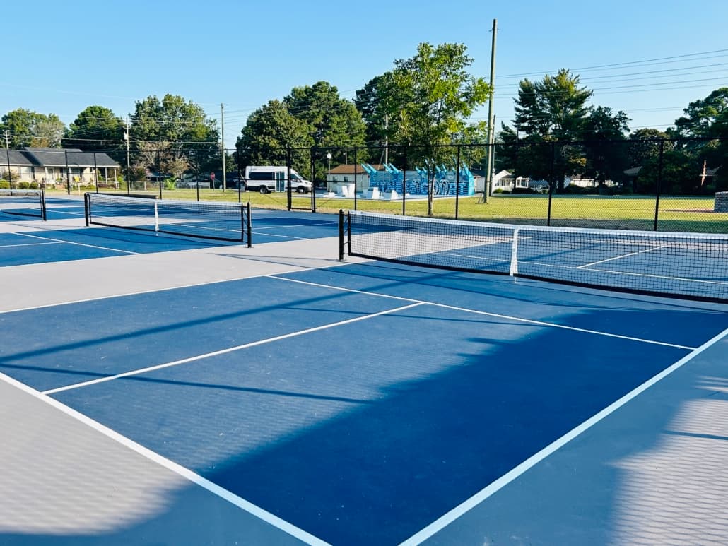 Harrison center pickleball courts