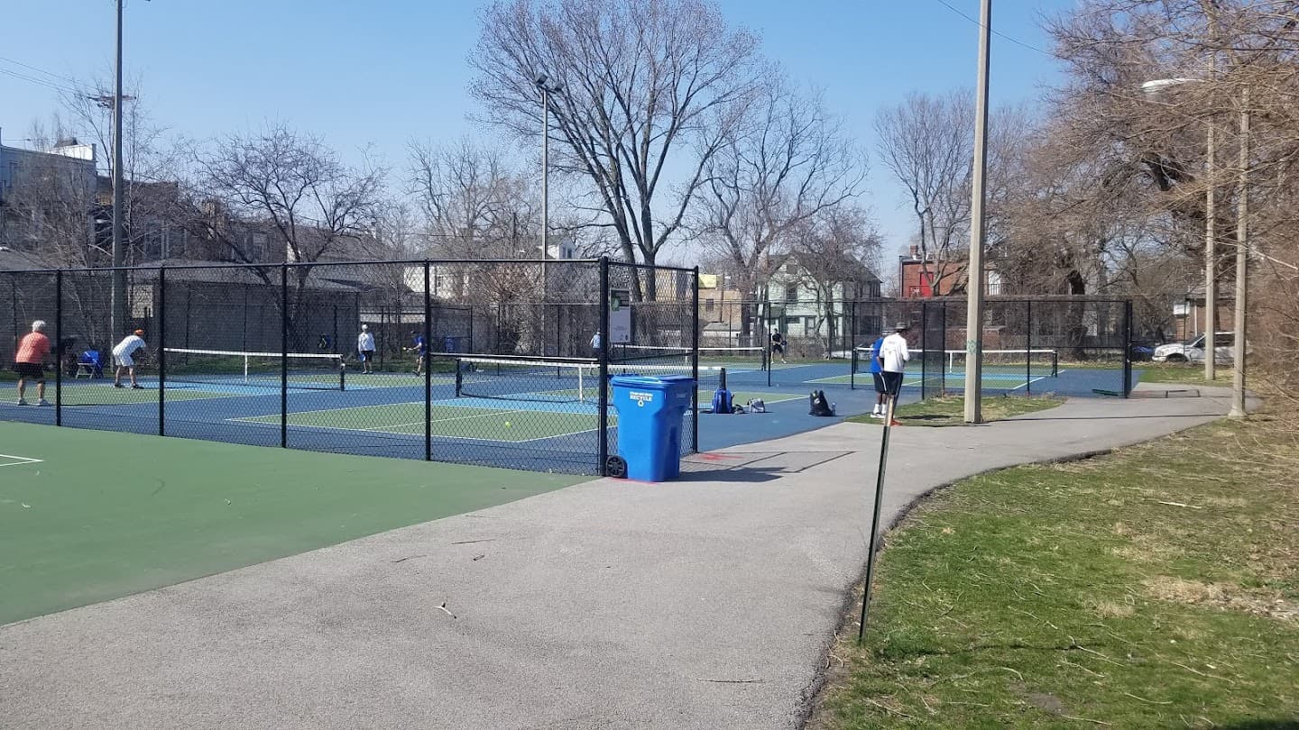 Gwendolyn Brooks Park pickleball courts