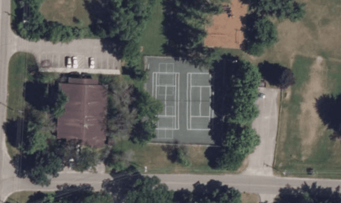 Ralph Hines Memorial Park pickleball courts