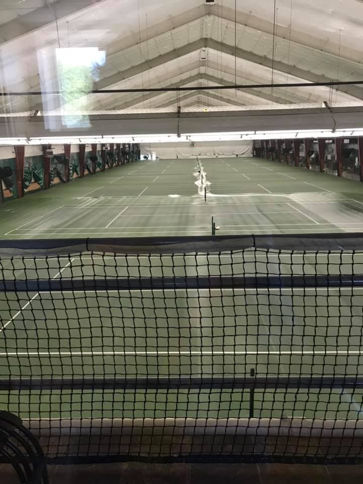 Indianapolis Racquet Club East pickleball courts