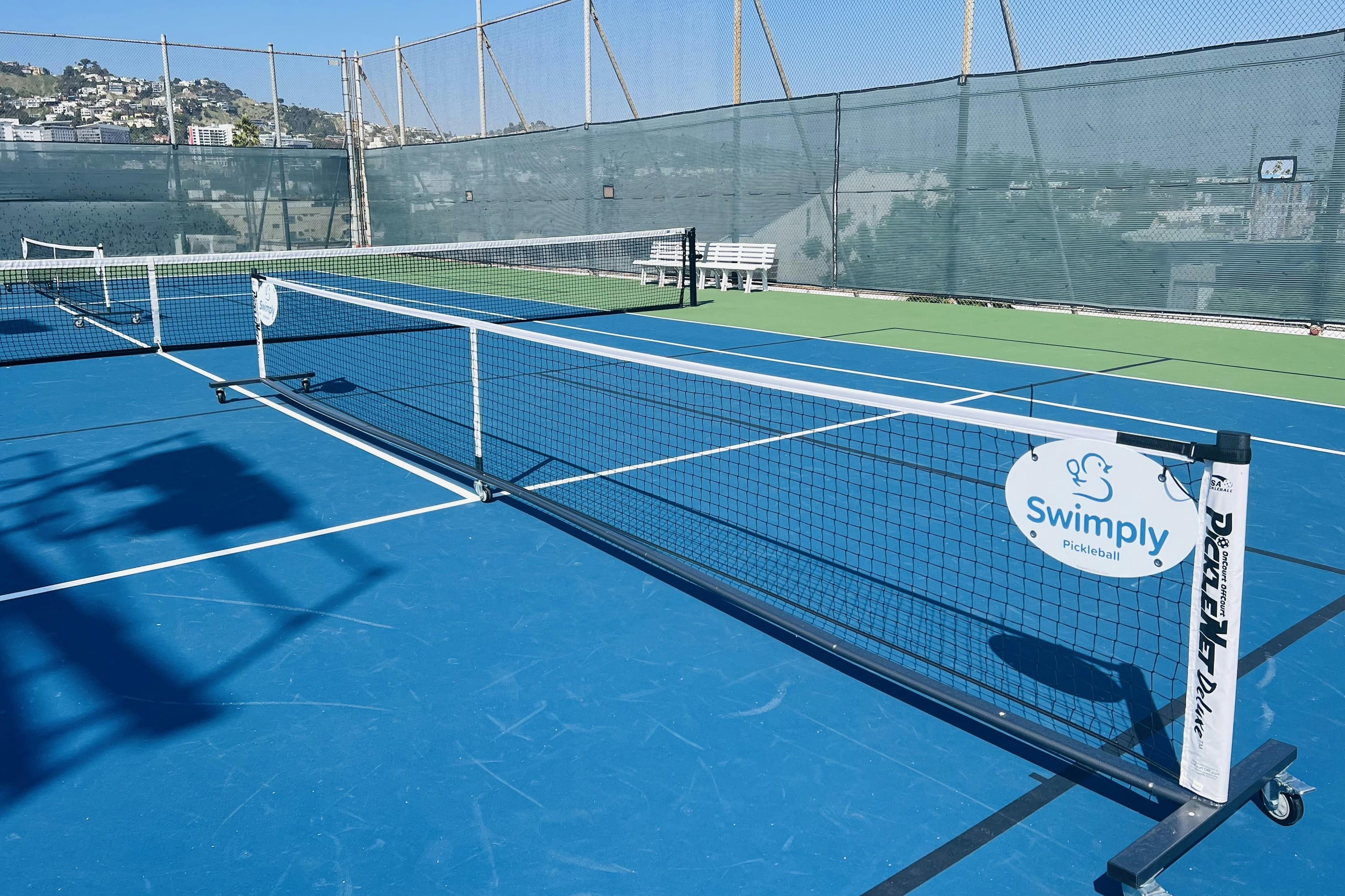 Le Parc at Melrose pickleball courts