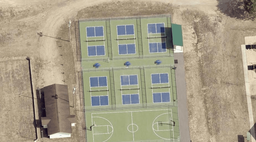 Crosslake Community Center pickleball courts