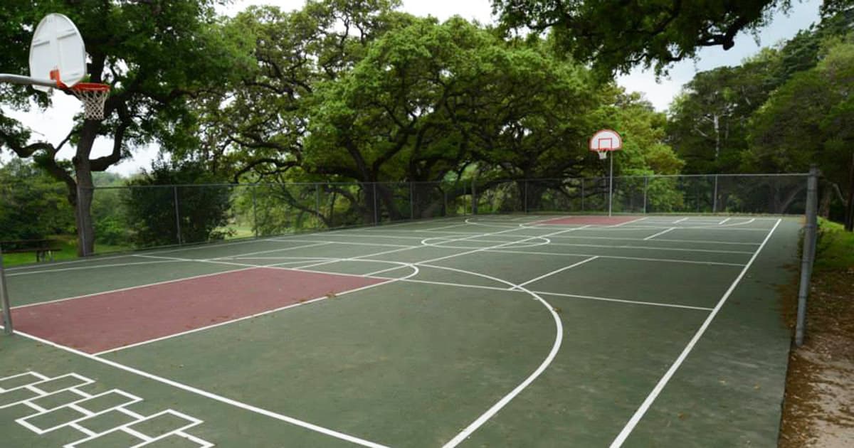 Hancock Recreation Center pickleball courts
