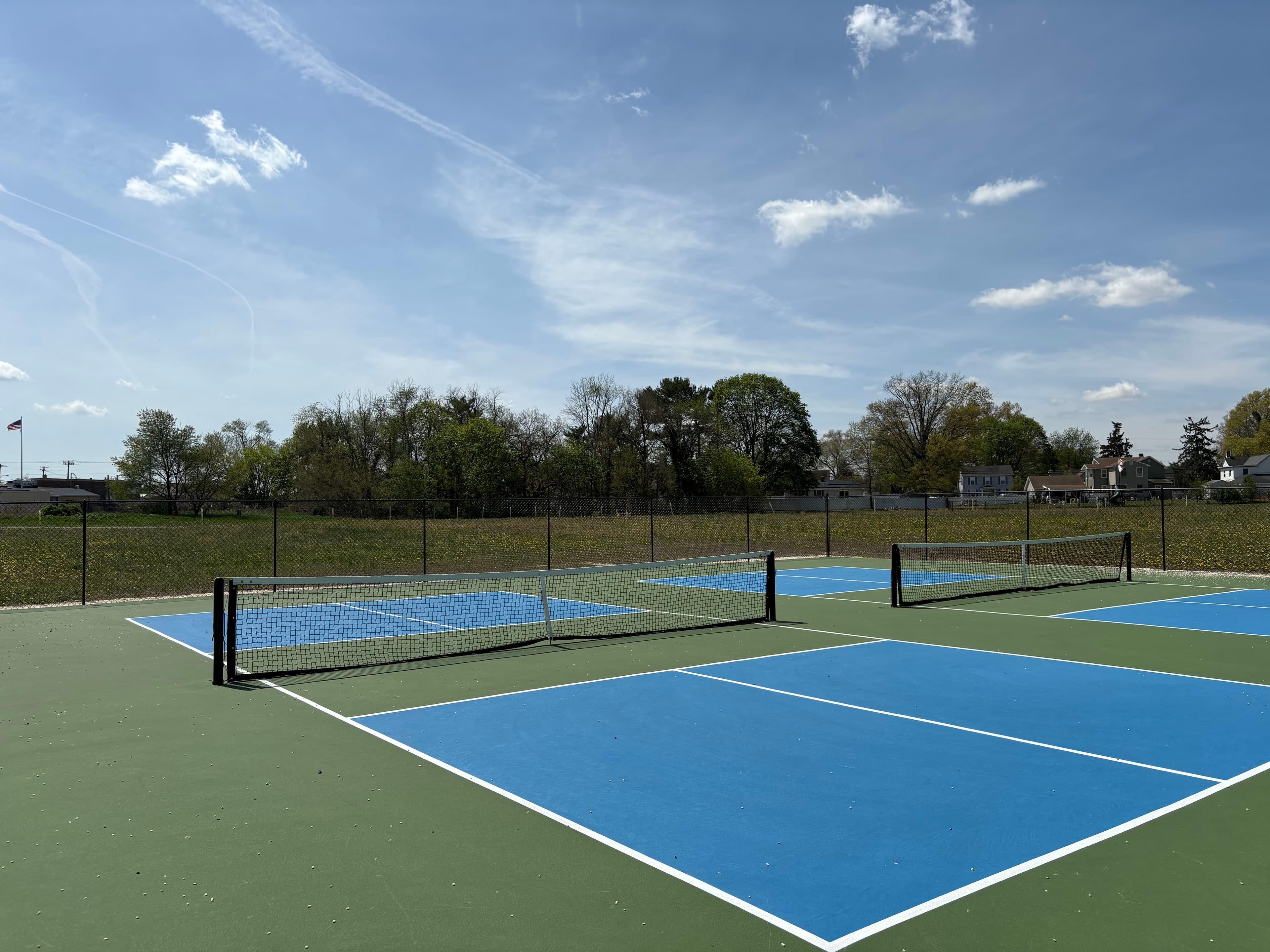 Elmer pickleball courts