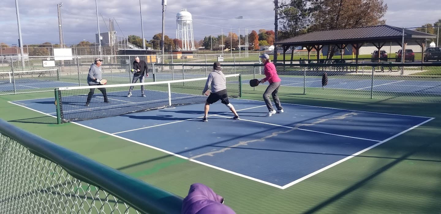 Oriole Field pickleball courts
