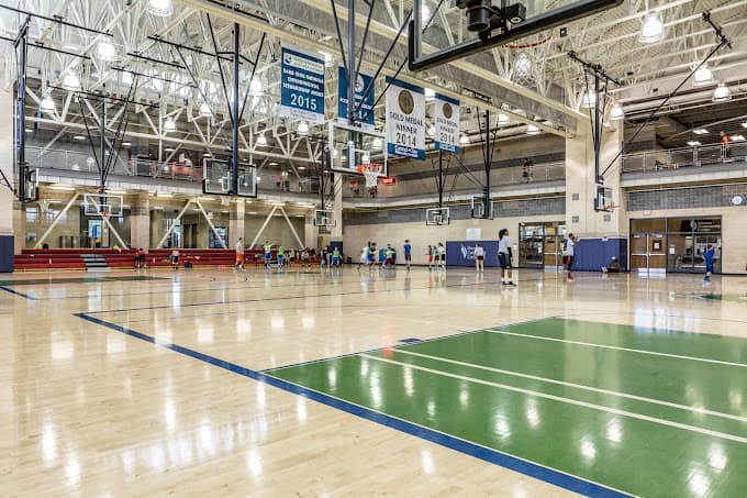 Monon Community Center pickleball courts