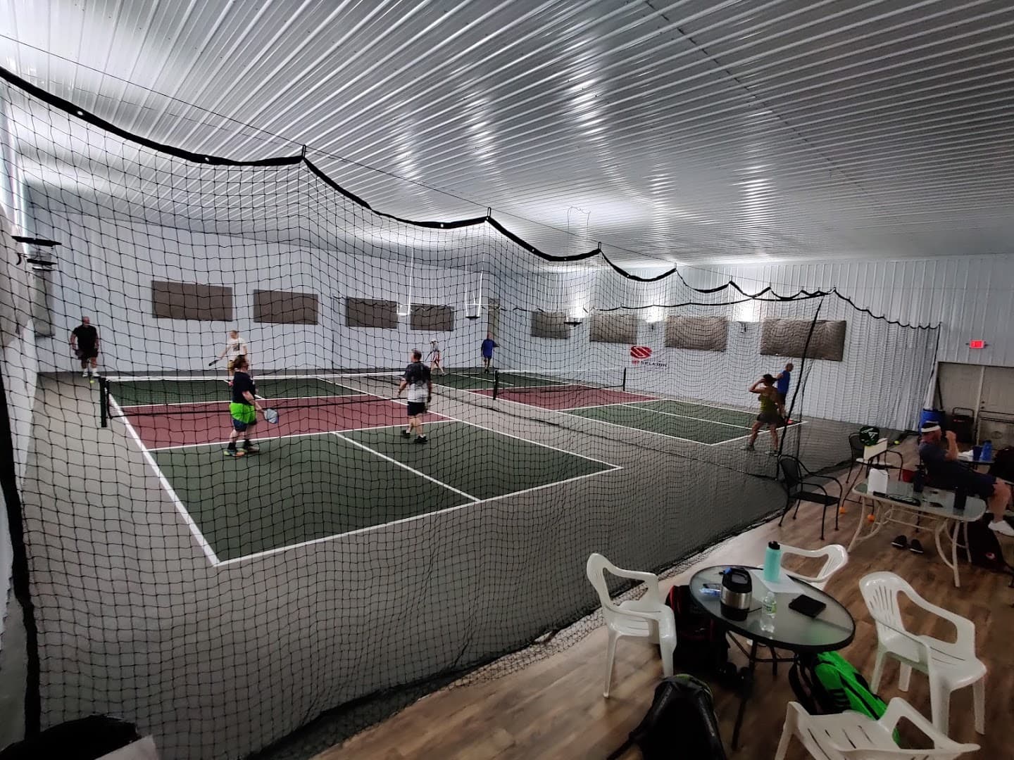 The Pickle Barn pickleball courts