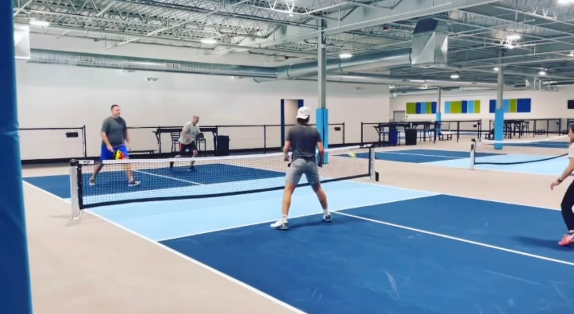 Pickleballu pickleball courts