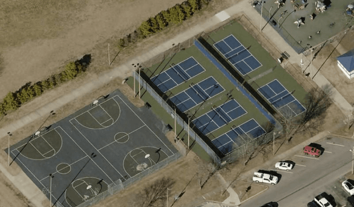 Roland Bland Park pickleball courts