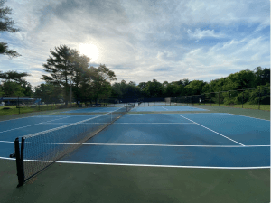 Wallingford Swim and Racquet Club pickleball courts