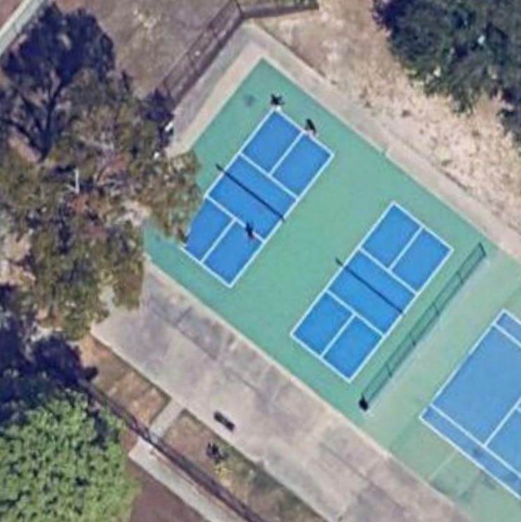 Frank Black Middle School pickleball courts