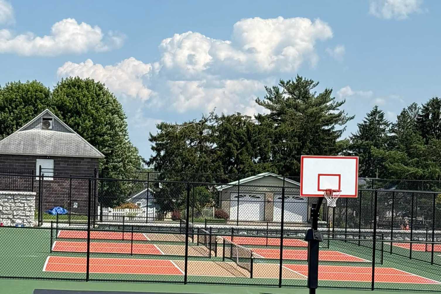 Clarion 2nd Avenue Park pickleball courts