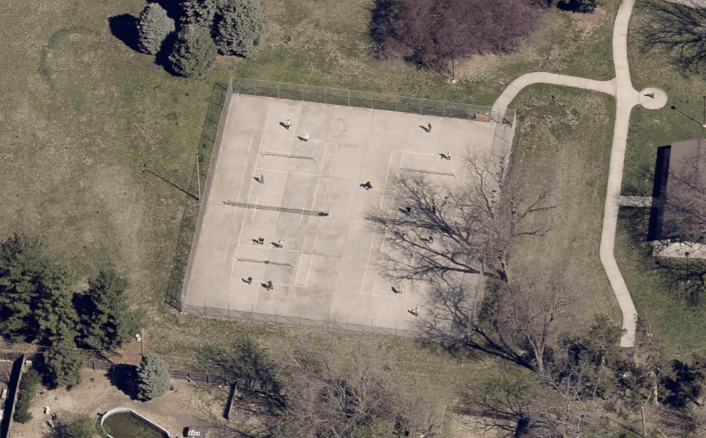 Roberts Park pickleball courts
