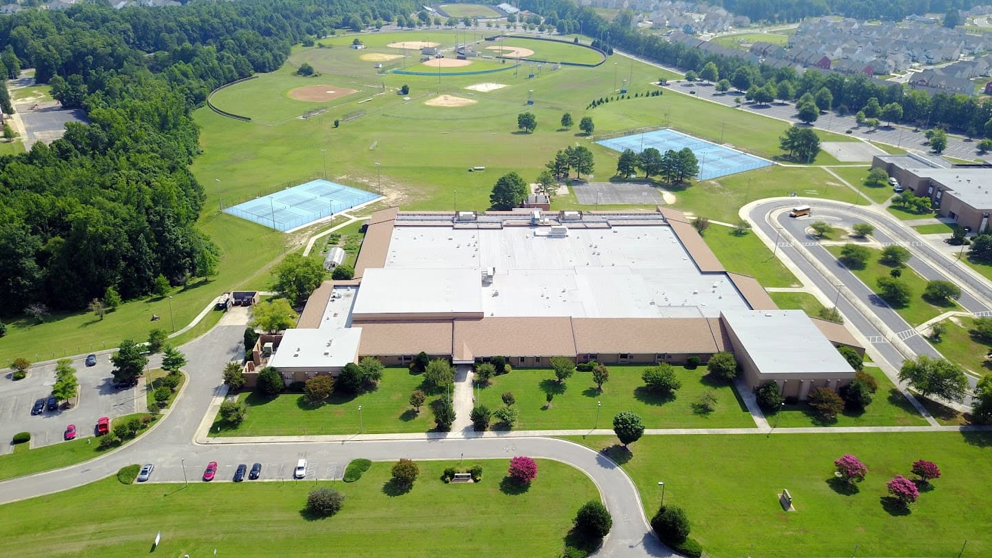 Chickhomny middle school pickleball courts