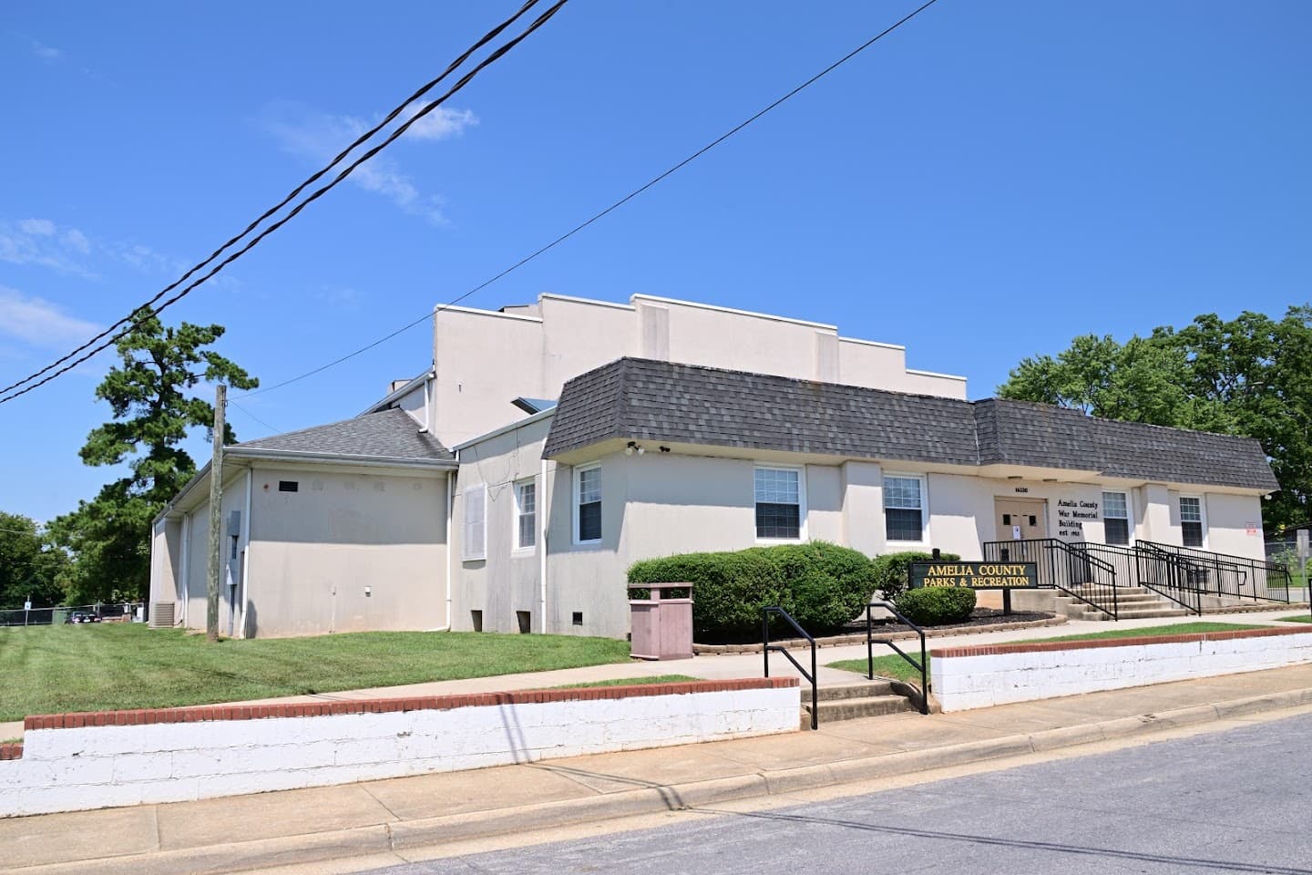 Amelia War Memorial pickleball courts