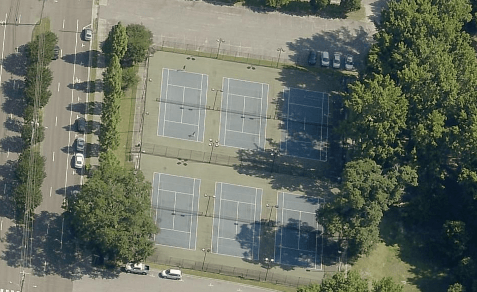 Elm Street Park pickleball courts