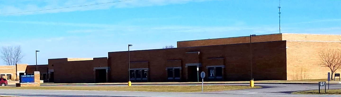 Wawasee Middle School pickleball courts
