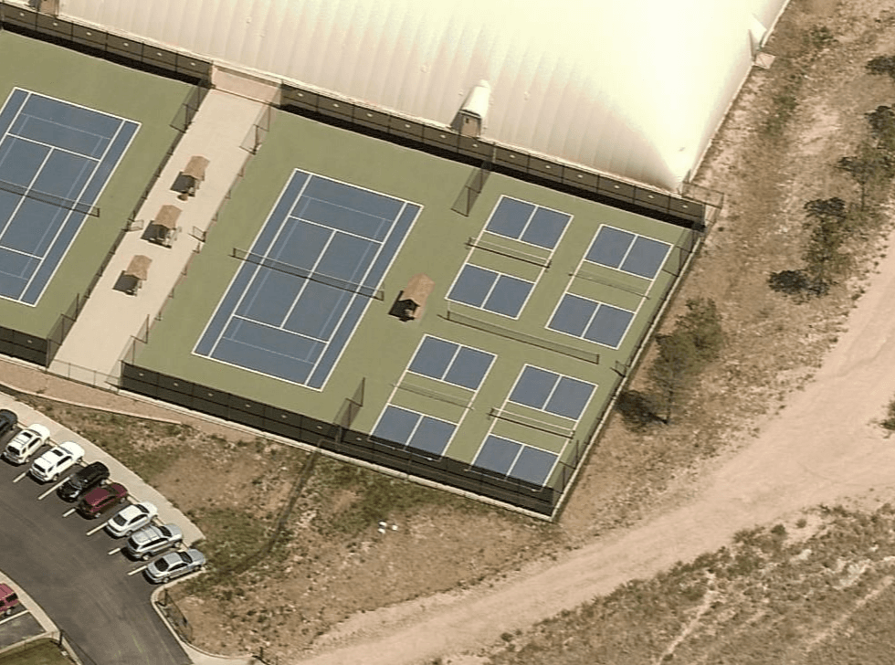 Flying Horse Club pickleball courts
