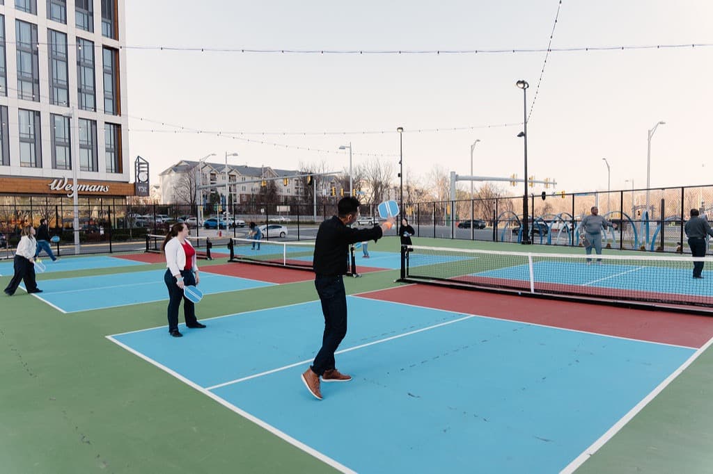 Capital One Center Metro Park pickleball courts