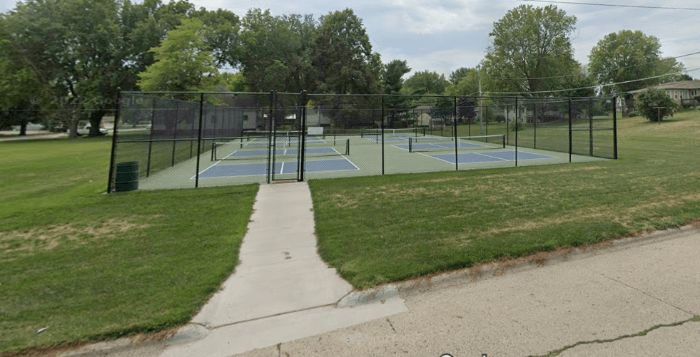 Carroll Iowa Pickleball pickleball courts