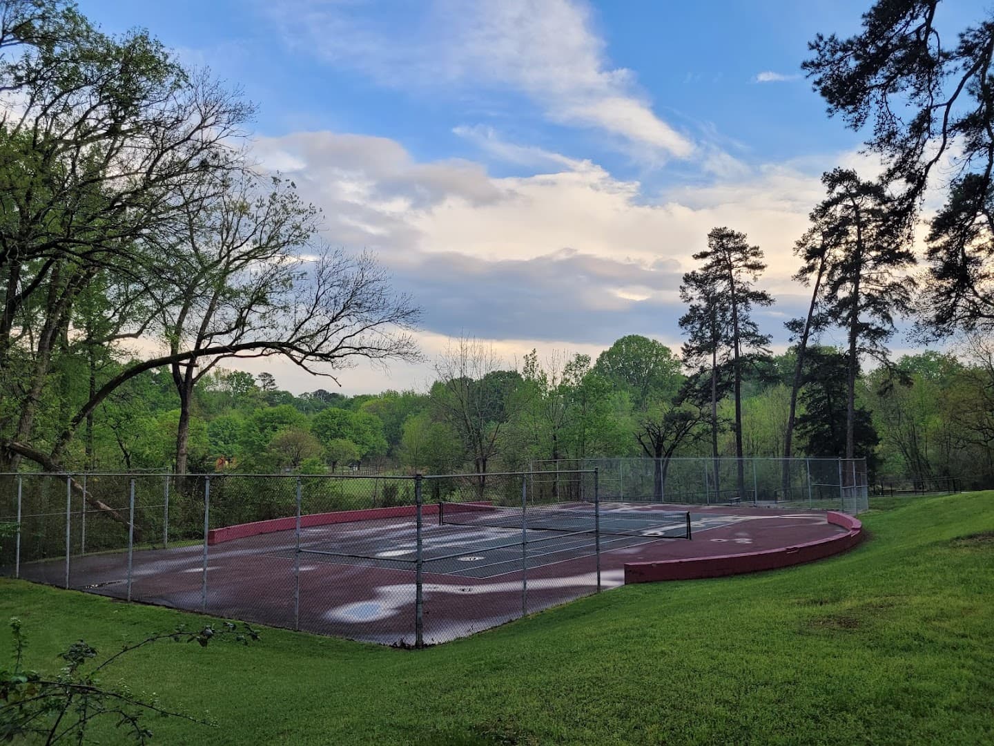 Sheffield Park pickleball courts