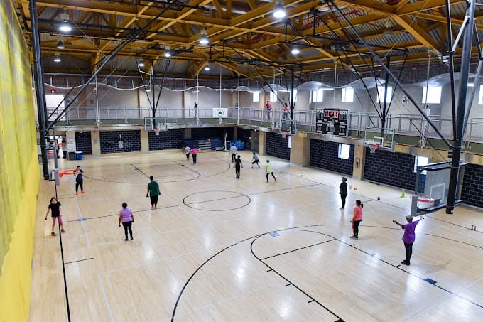 Al Oerter Recreation Center pickleball courts