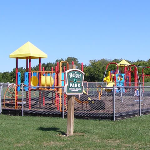 Heigel Park pickleball courts