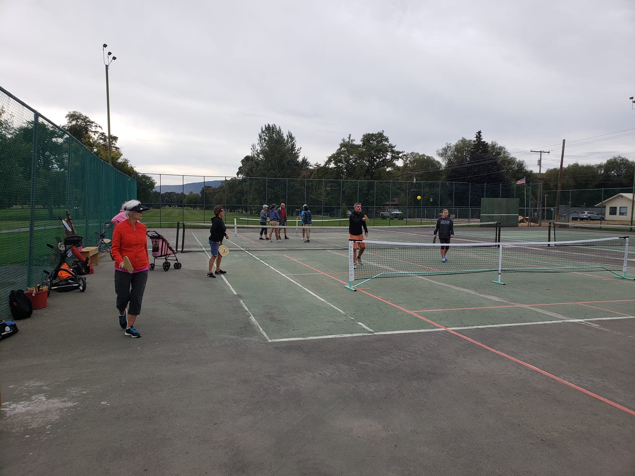 La Grande Country Club pickleball courts