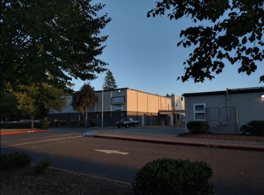 Alder Elementary School pickleball courts
