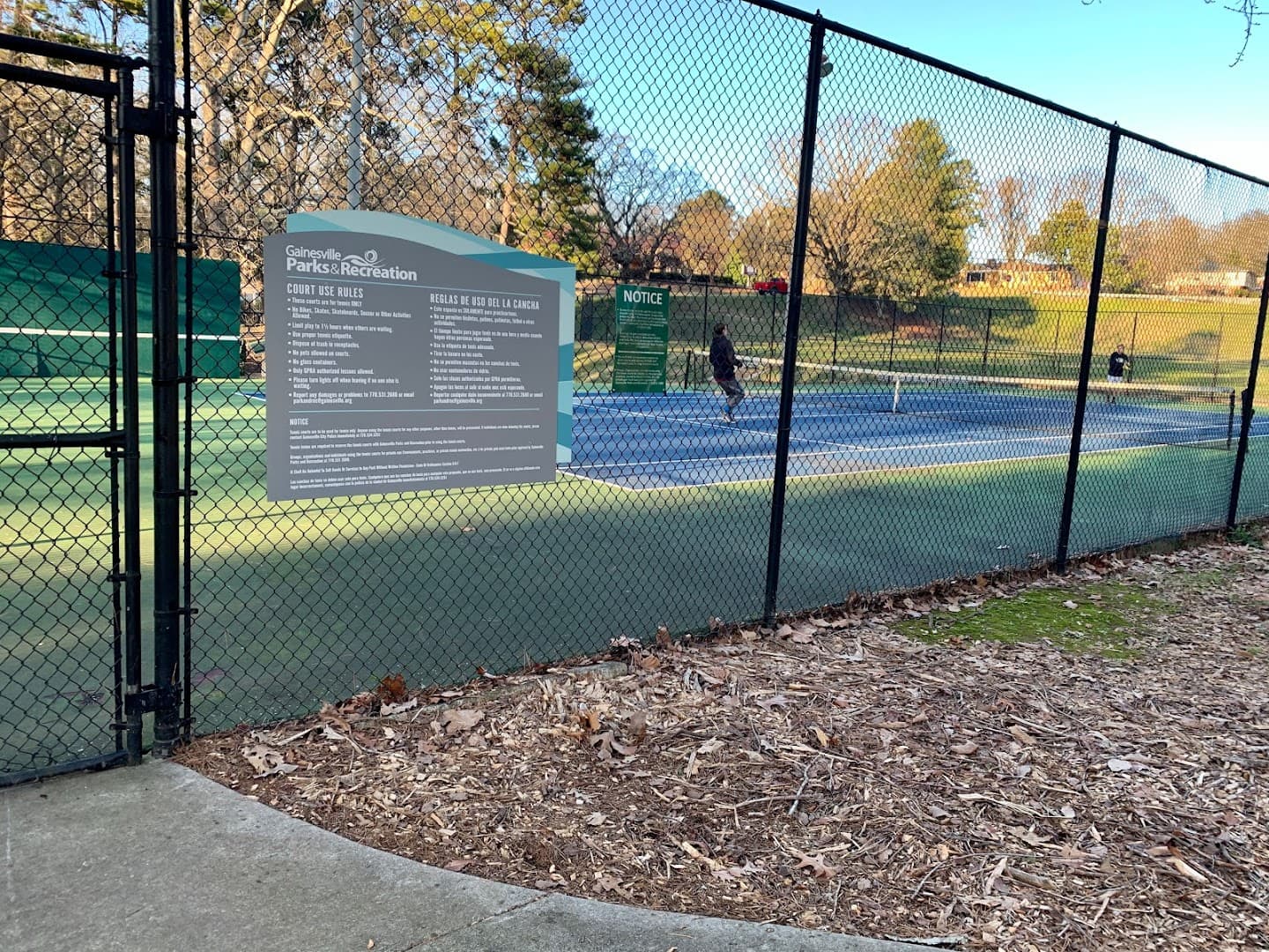 Roper Park pickleball courts