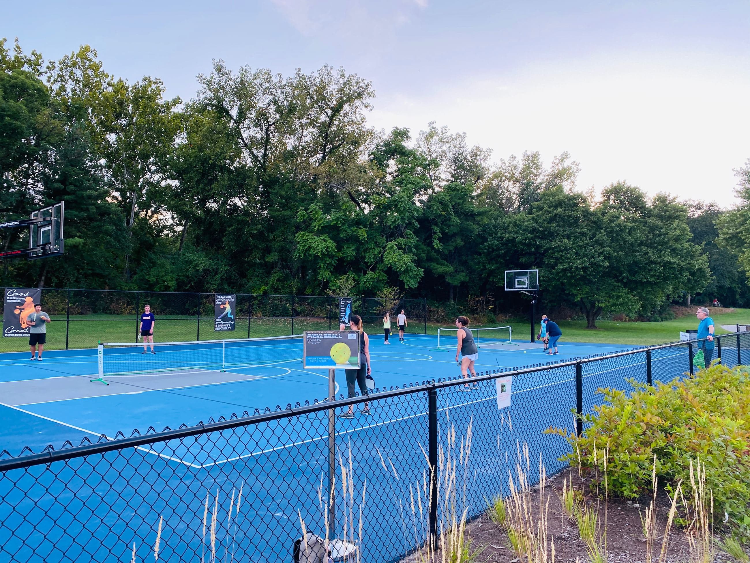 Brentwood Swim and Pickleball club pickleball courts