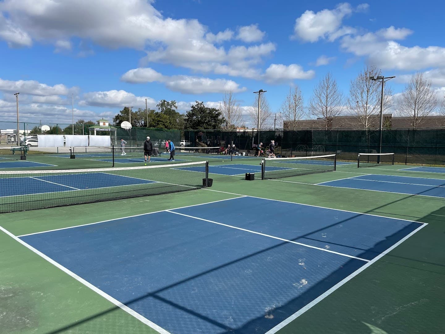 Oxford Park pickleball courts