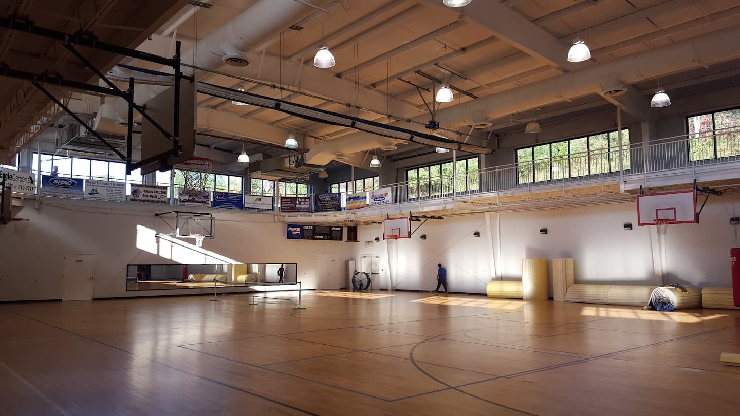 Northern Wellness and Fitness Center pickleball courts