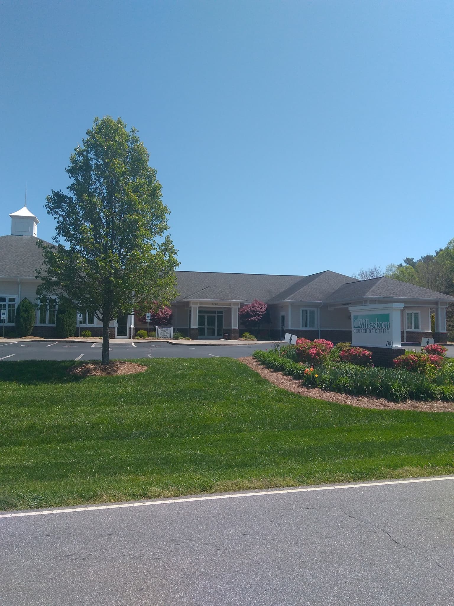 Wilkesboro Church Of Christ pickleball courts