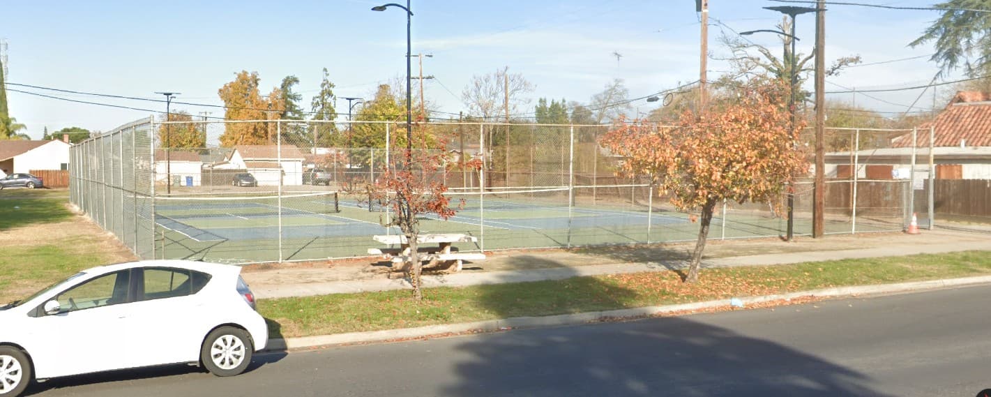 Manteca Public Tennis Courts at Center ST pickleball courts