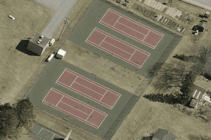 Bennington Recreation Center pickleball courts