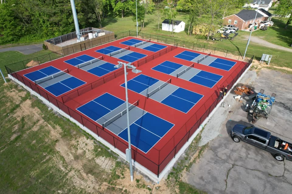 Lakeview Park pickleball courts