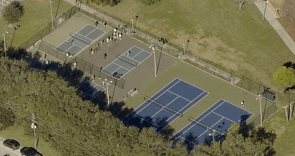 Walter Fuller Recreation Center pickleball courts